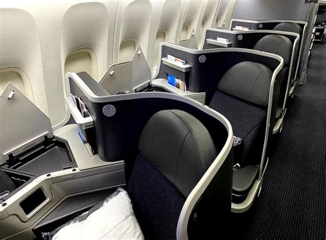 american airlines 777 business class